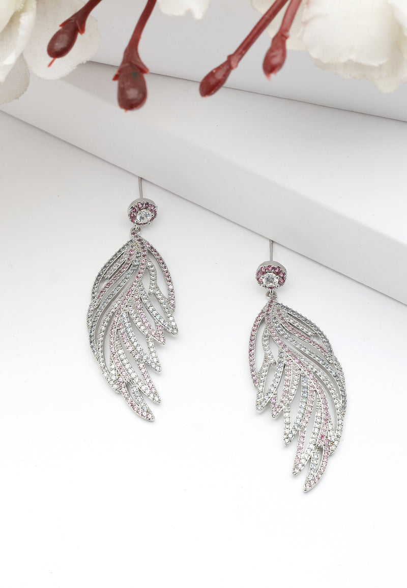 Boucles d'oreilles pendantes occidentales en forme de feuille Diva
