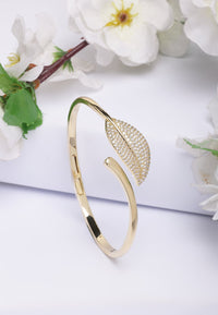 Diva Classy Leaf Cuff Bracelet