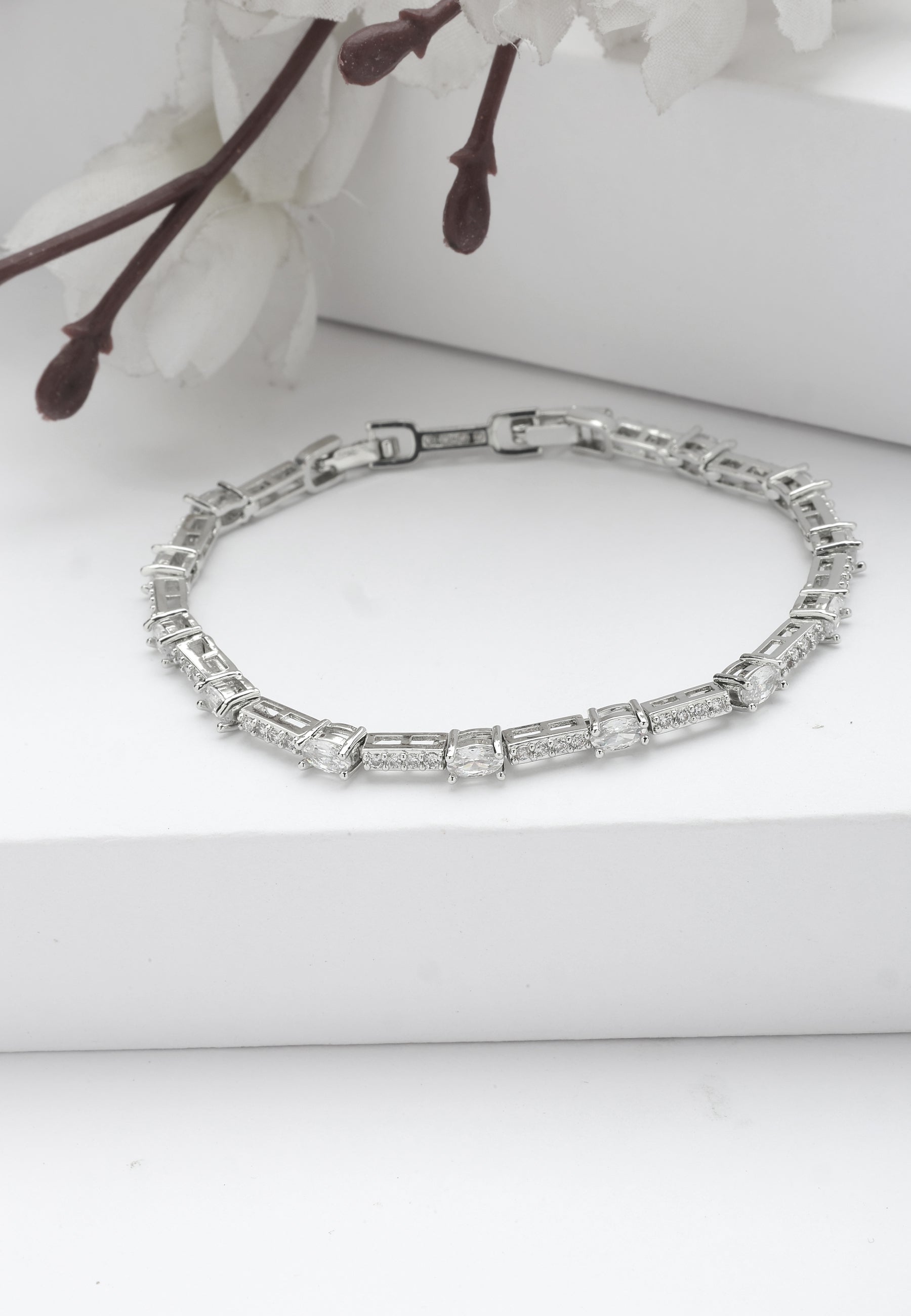 Bracelet Diva Oval Drop