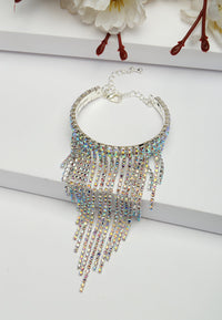 Bracelet à pompons brillants