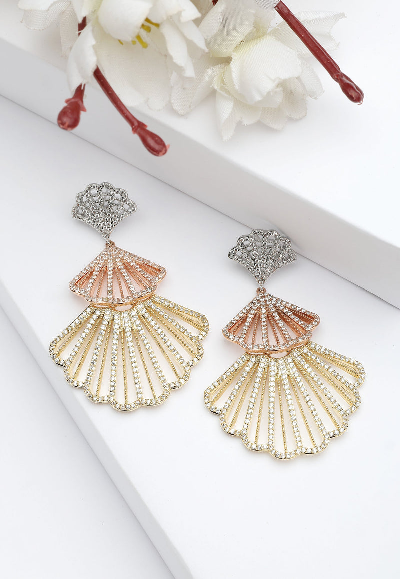 Boucles d'oreilles pendantes Diva en forme de coquillage