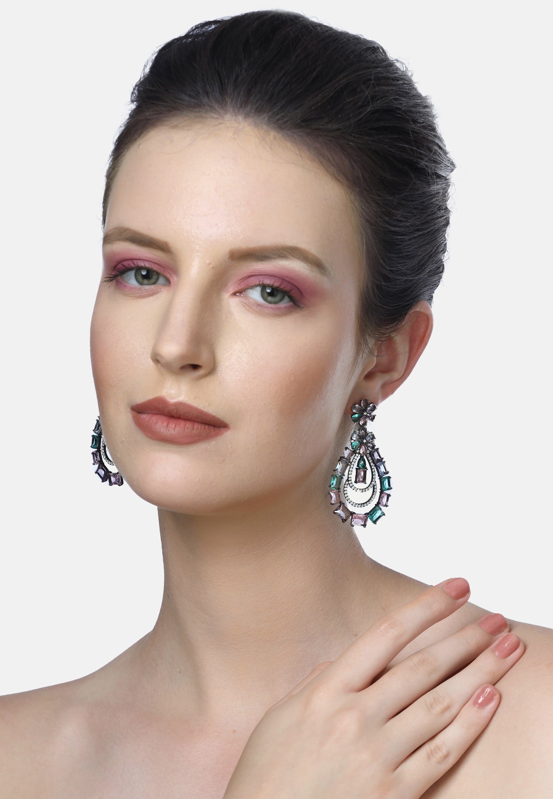 Diva Luxury Pendant Earrings