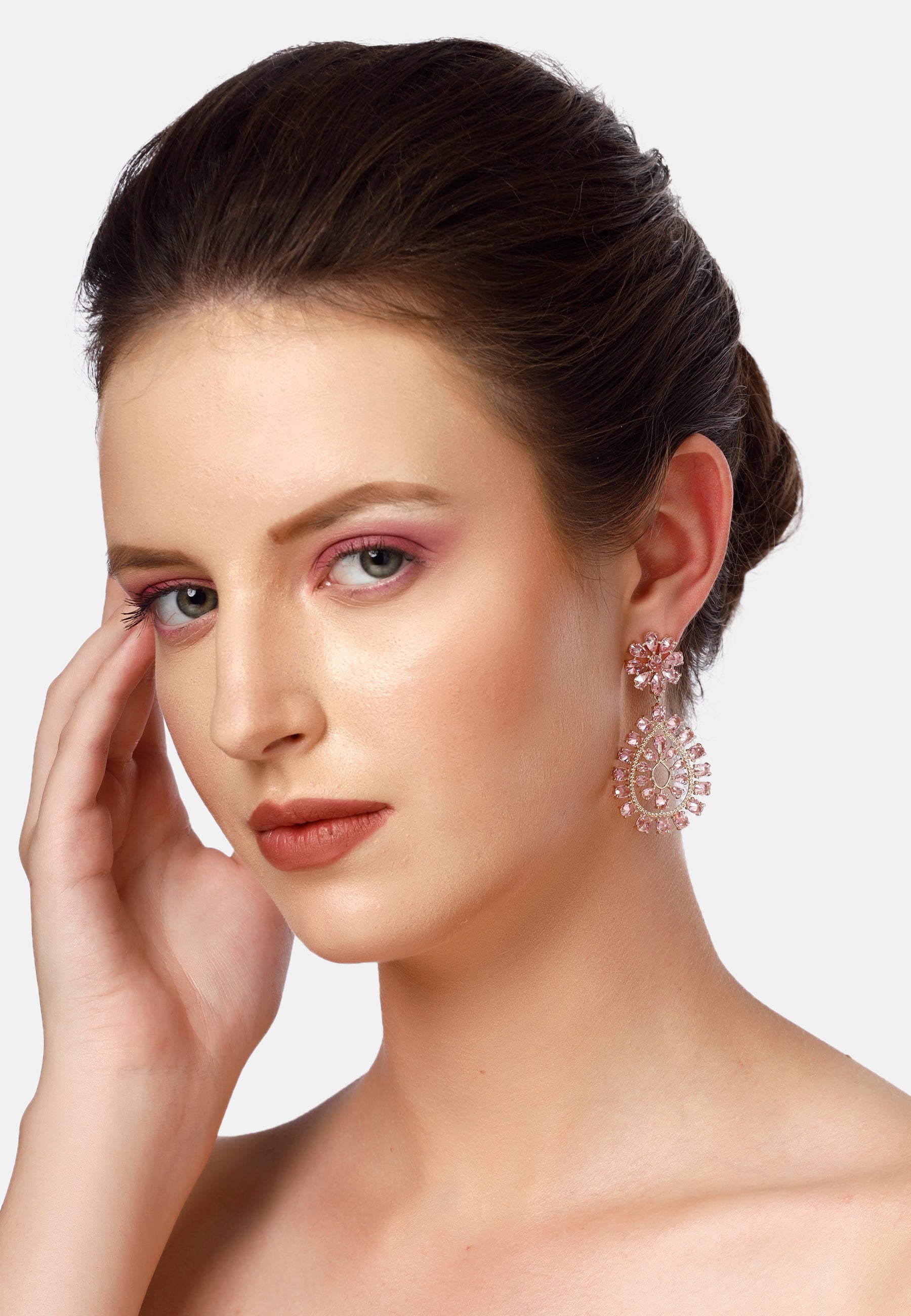 Diva Gleaming Floral Drop Earrings