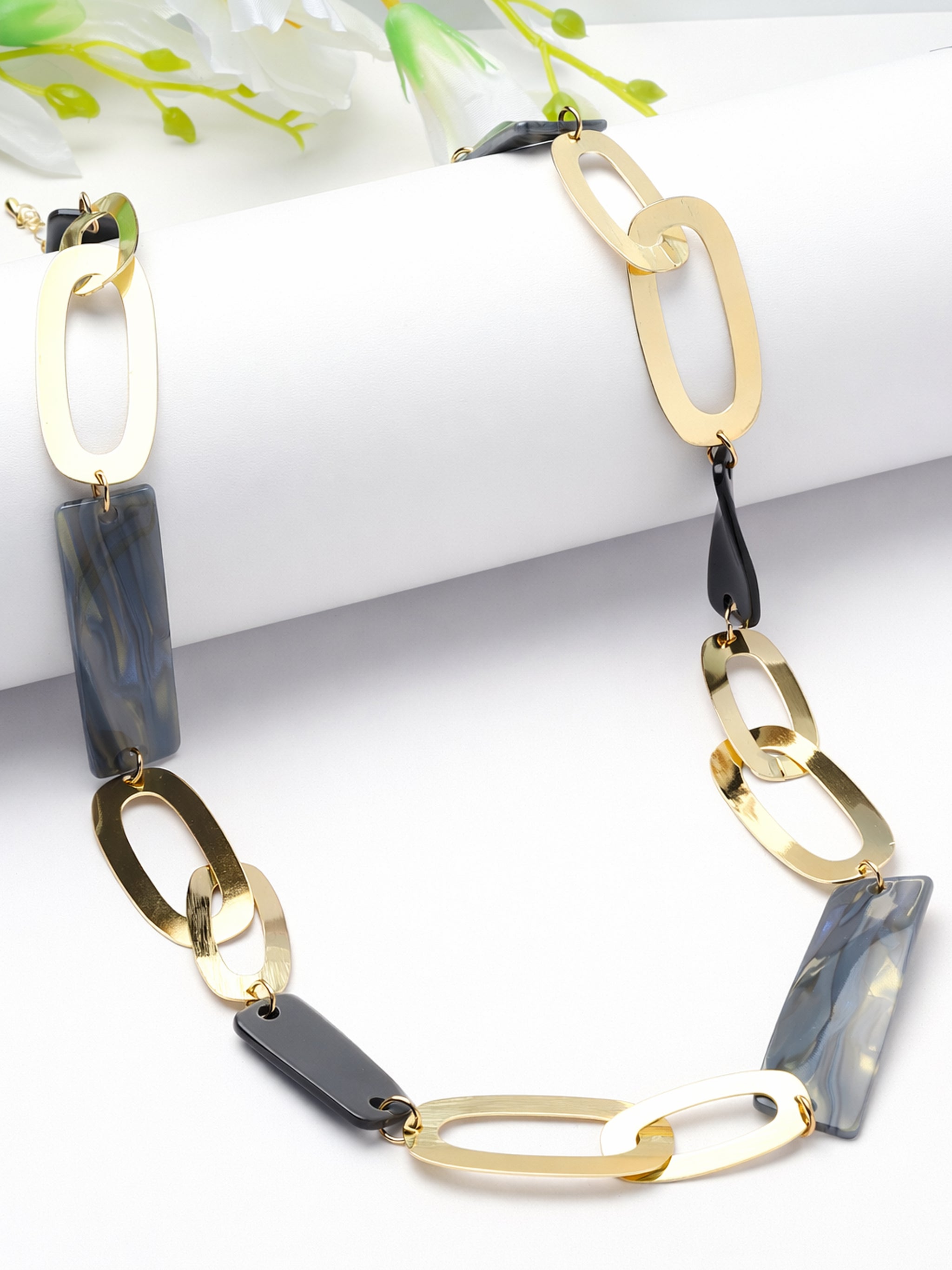 Mixed Link Shell Accent Necklace