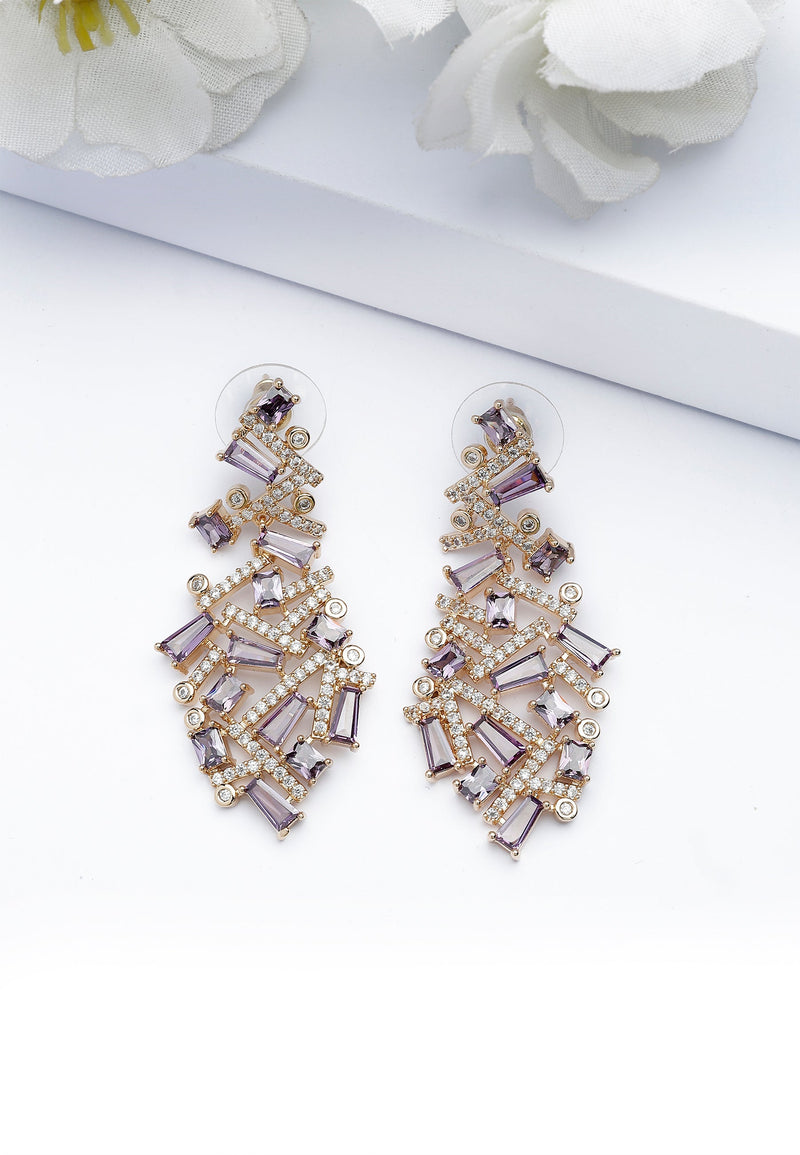 Boucles d'oreilles torsadées violettes en cascade