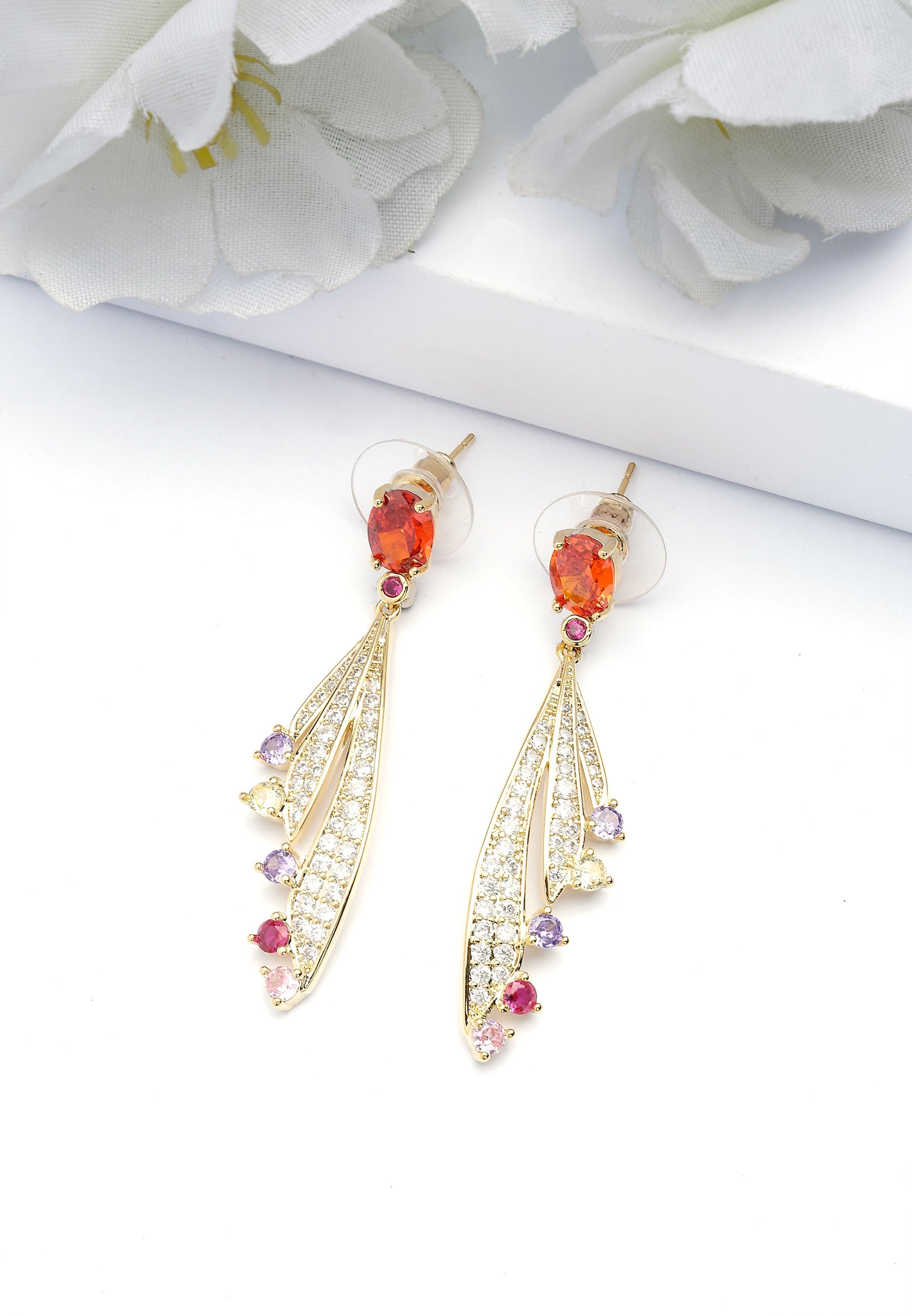 Boucles d'oreilles pendantes en plumes