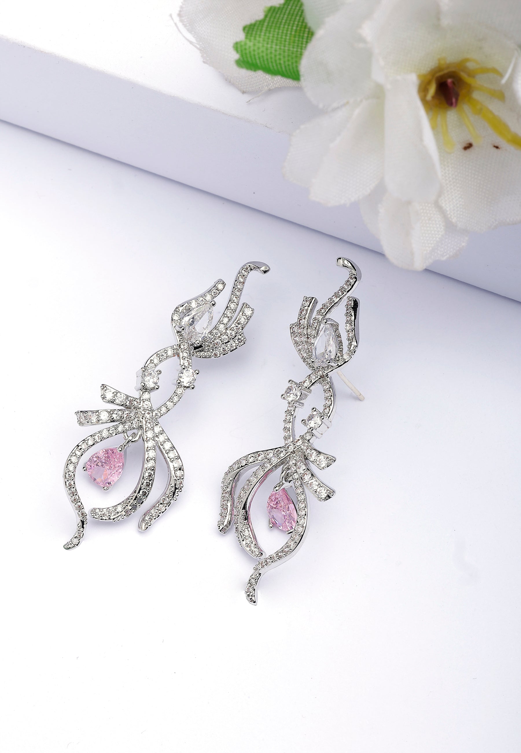 Boucles d'oreilles Infinity roses en forme de poire