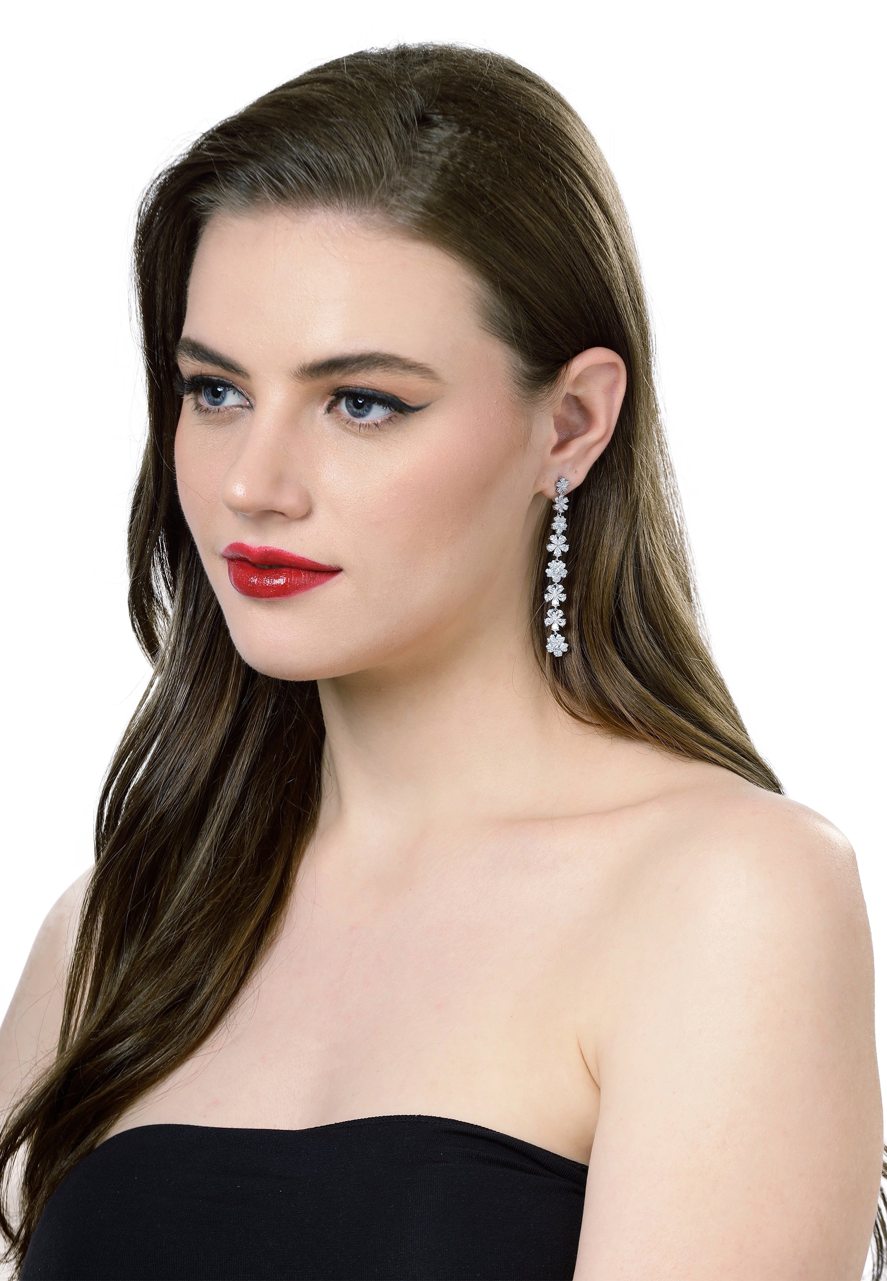 Boucles d'oreilles pendantes longues à motif floral