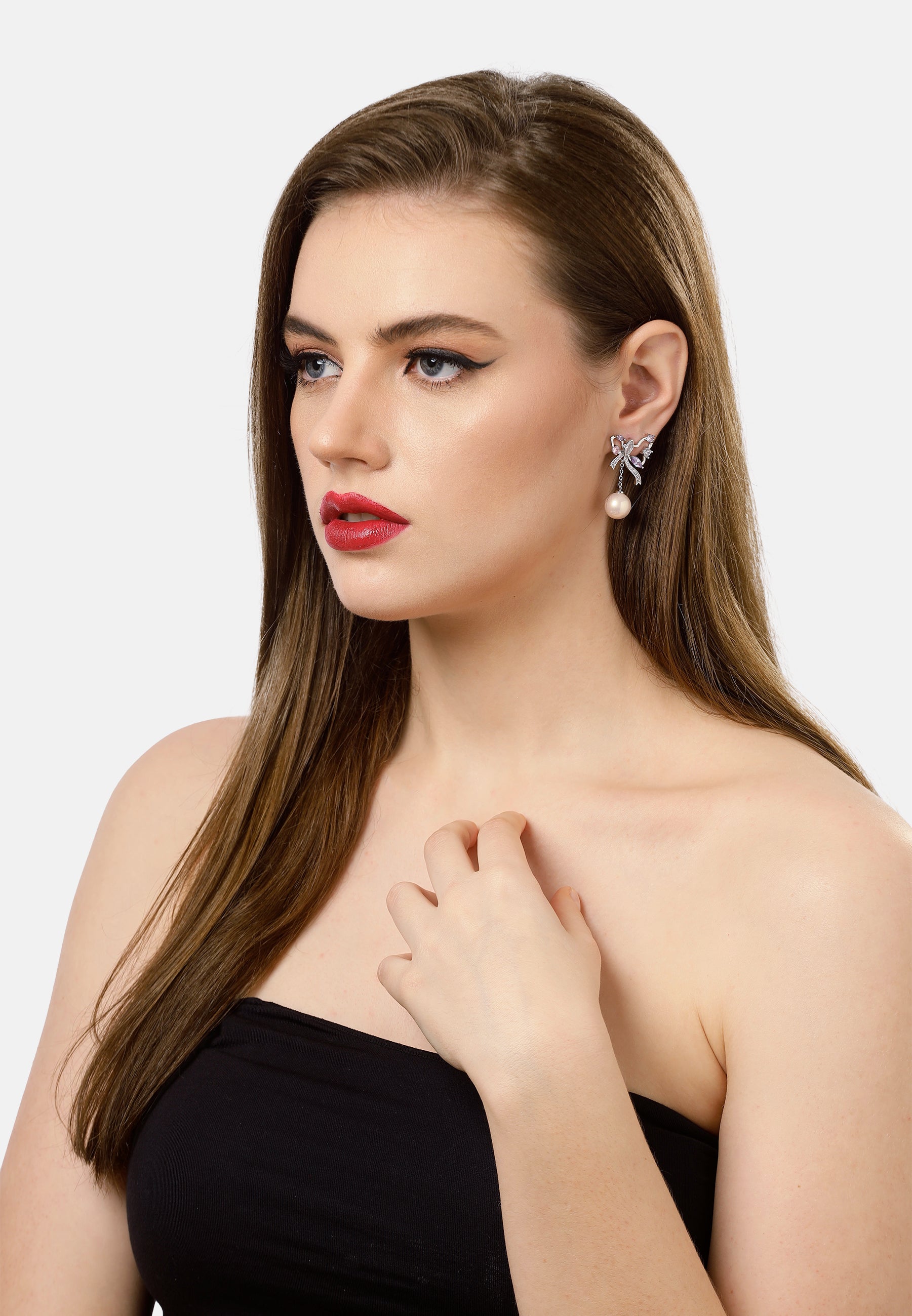 Boucles d'oreilles pendantes papillon argentées