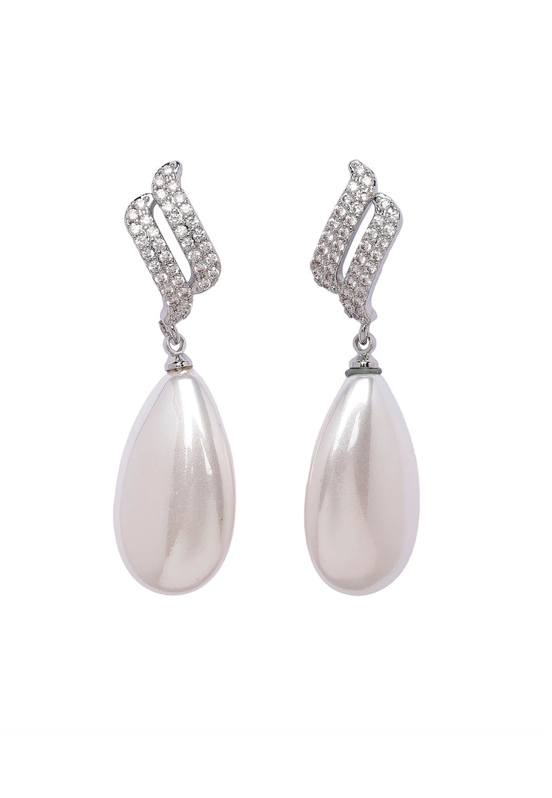 Boucles d'oreilles pendantes intemporelles en forme de perle
